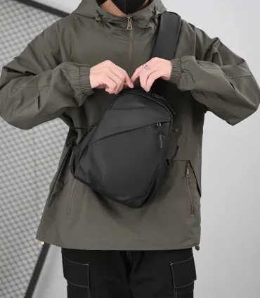 Chill Urban Rainproof Anti-theft Sling Bag | Nordic design