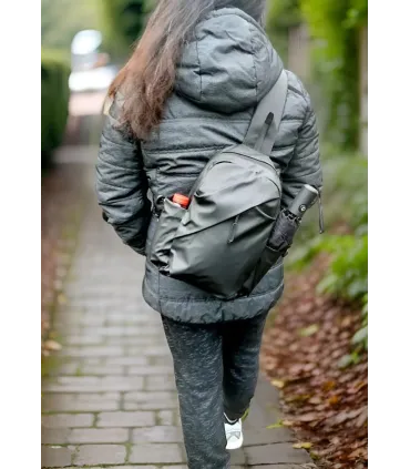 Chill Urban - Kompakt vannavvisende Slengeveske / Ryggsekk | Nordisk design